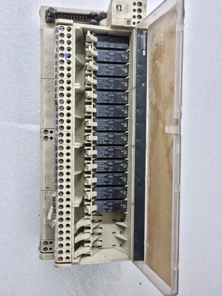 SCHNEIDER ELECTRIC MODICON ABE7-R16T212 MODULE
